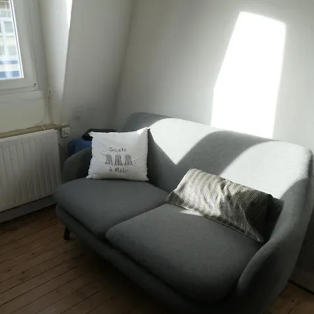 - Leopold A Malo Apartman